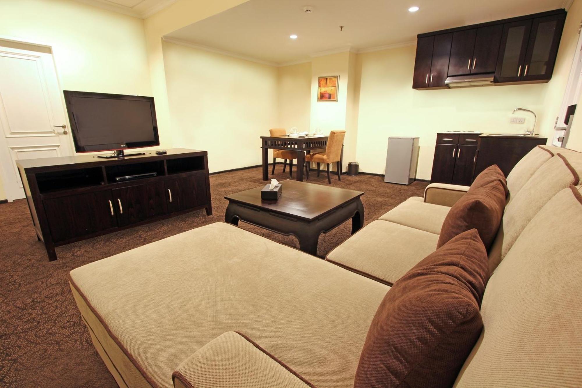 Harmoni One Convention Hotel And Service Apartments Batam Quarto foto